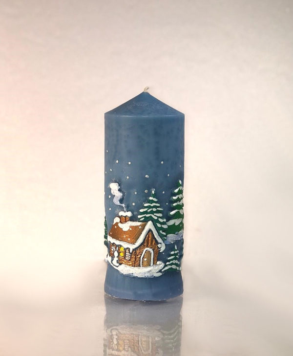 свеча новогодняя снежный домик в лесу